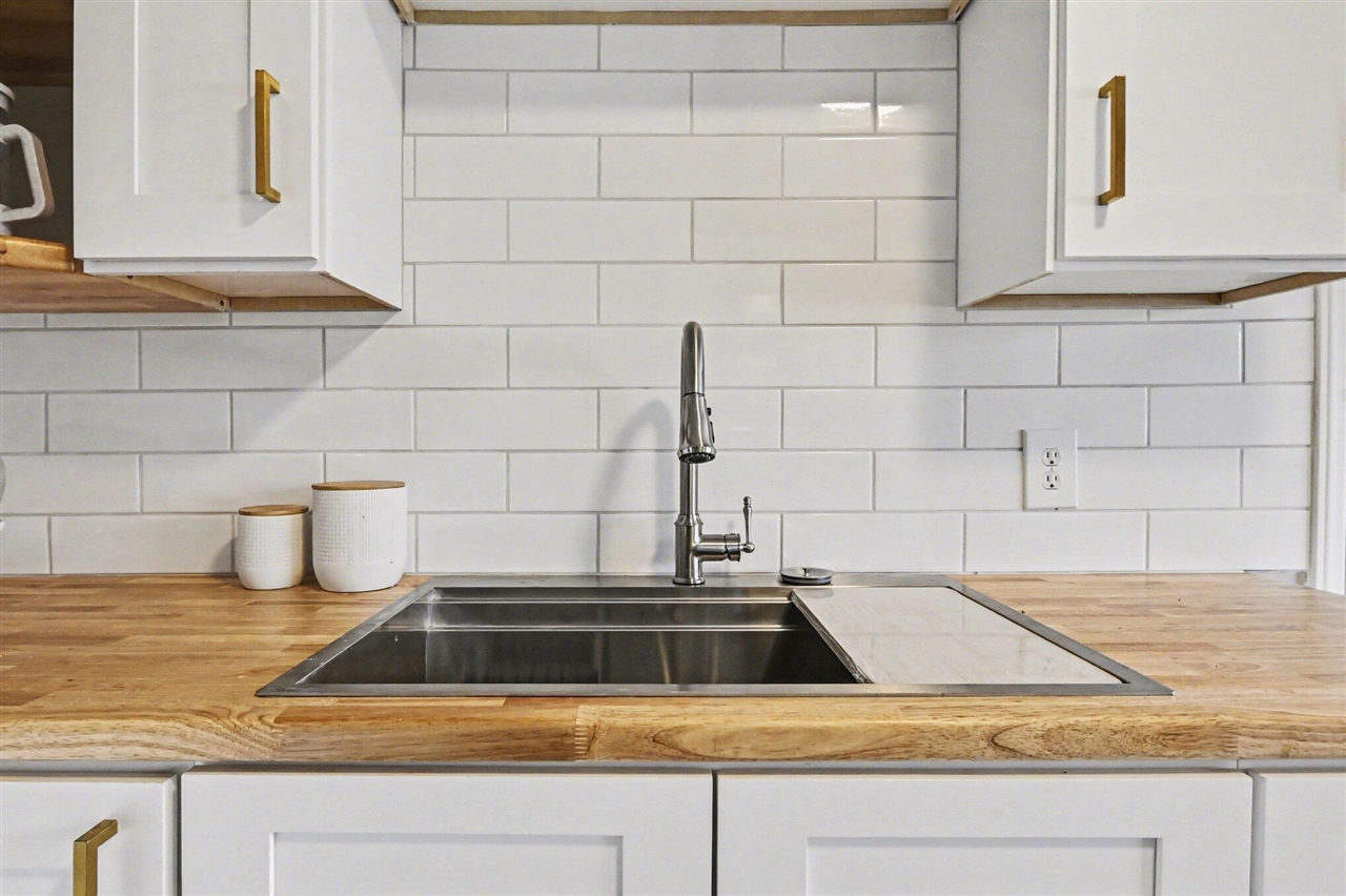 348 W State Road, Hastings, MI, 49058-1129