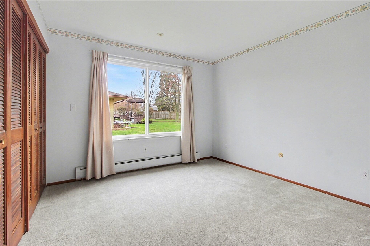 37625 Whitney Drive, Wayne, MI, 48184-2814