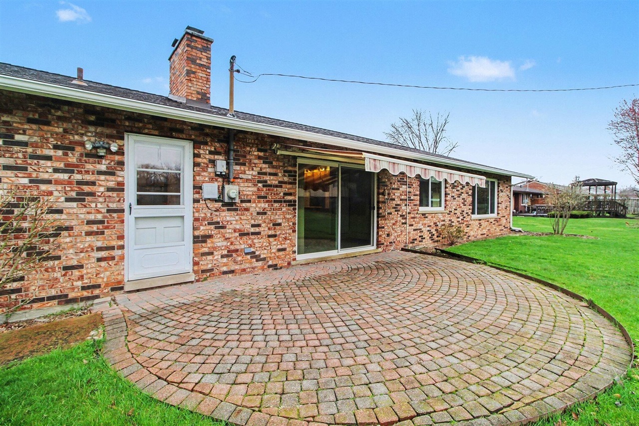 37625 Whitney Drive, Wayne, MI, 48184-2814