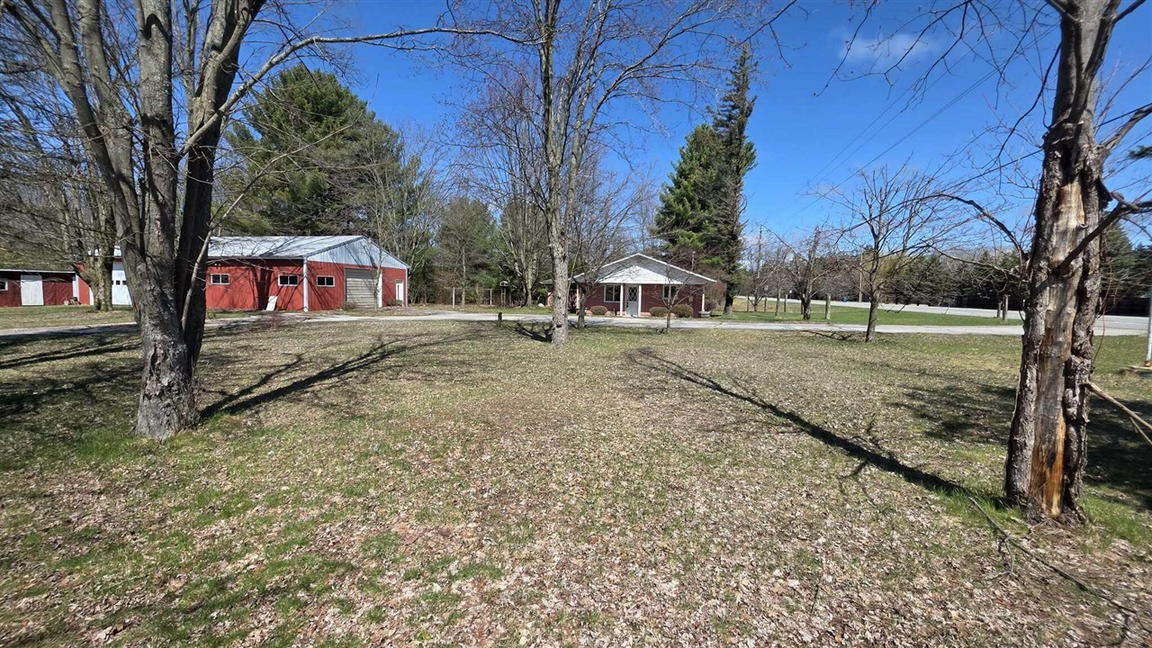 9945 Us-31, Free Soil, MI, 49411-9117