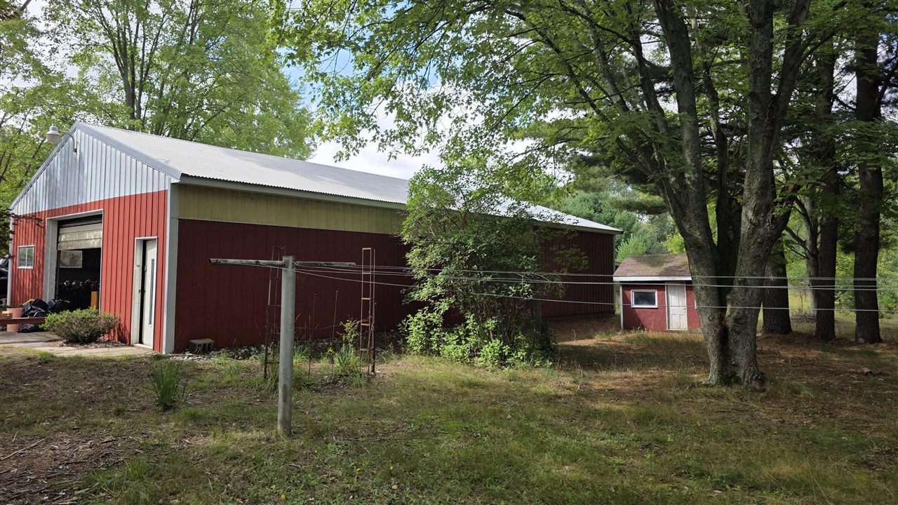 9945 Us-31, Free Soil, MI, 49411-9117