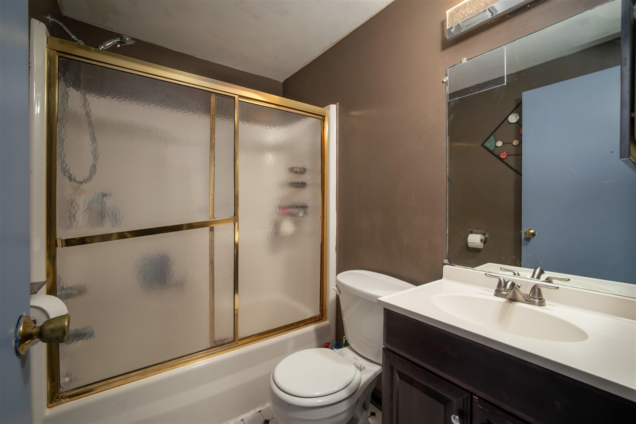 9137 Rucker Road, Grosse Ile, MI, 48138