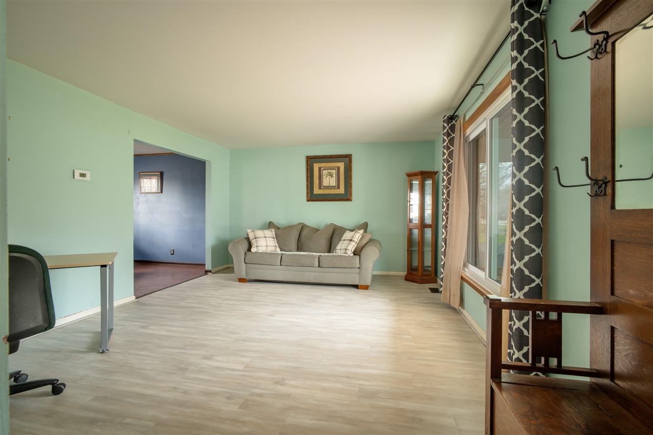 9137 Rucker Road, Grosse Ile, MI, 48138