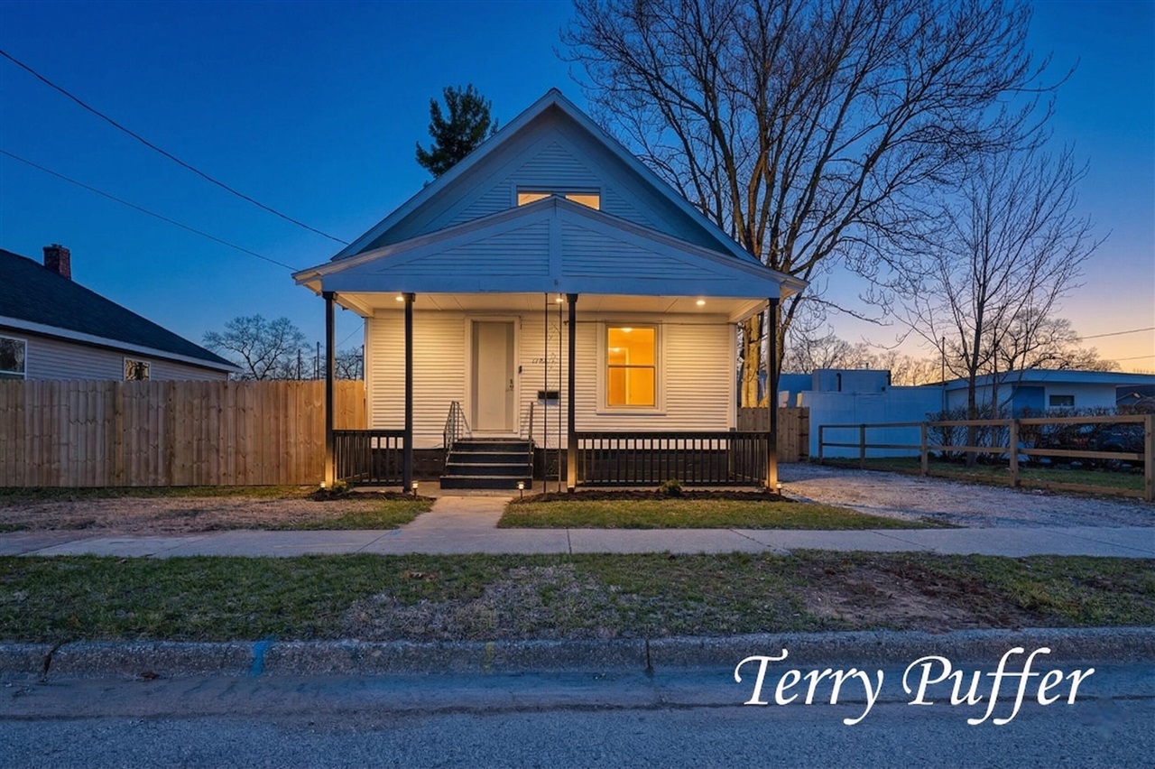 1759 Pine Street, Muskegon, MI, 49442-5619