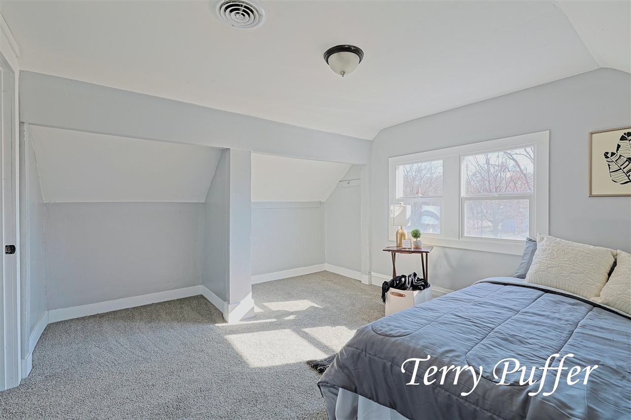 1759 Pine Street, Muskegon, MI, 49442-5619