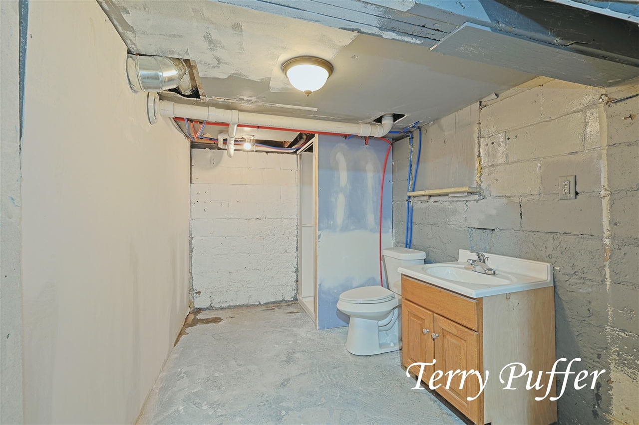 1759 Pine Street, Muskegon, MI, 49442-5619