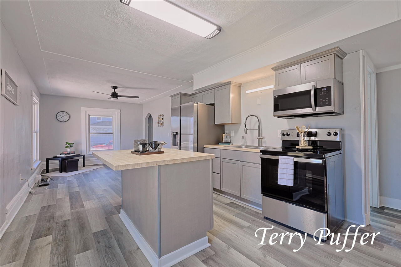 1759 Pine Street, Muskegon, MI, 49442-5619