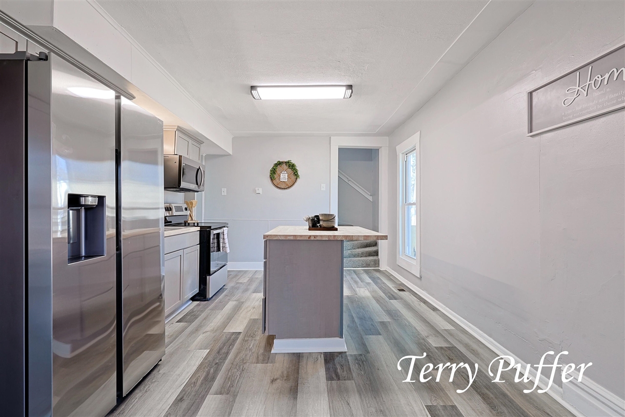 1759 Pine Street, Muskegon, MI, 49442-5619