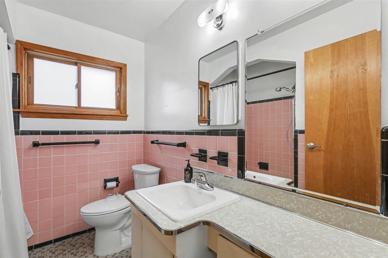 29043 Hathaway, Livonia, MI, 48150-3117