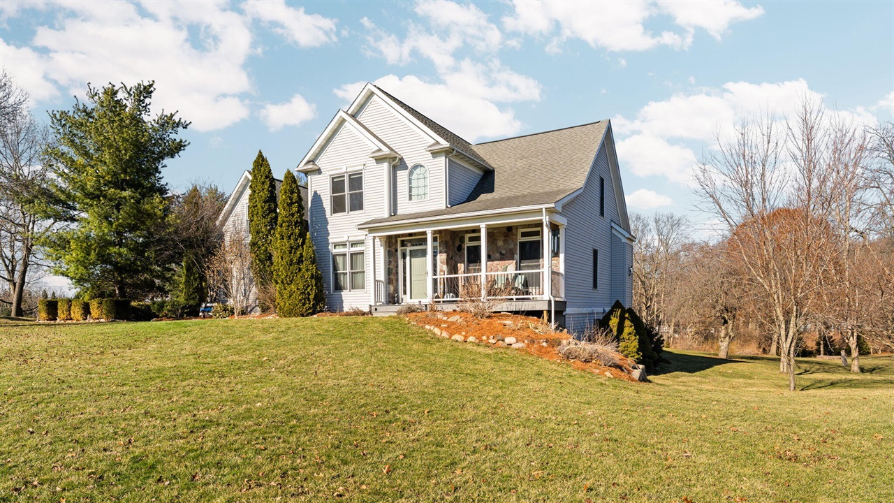 9109 Pine Hill Court, Saline, MI, 48176-9459