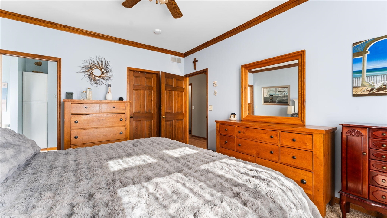 9109 Pine Hill Court, Saline, MI, 48176-9459