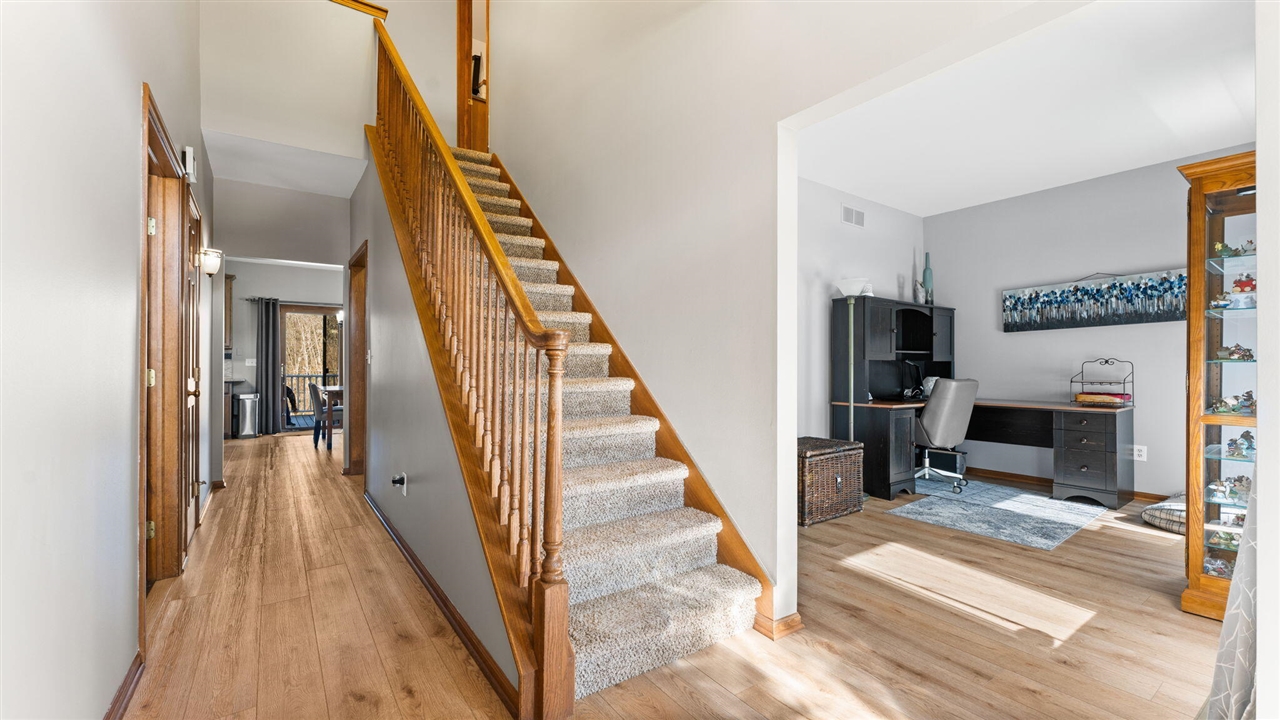 9109 Pine Hill Court, Saline, MI, 48176-9459