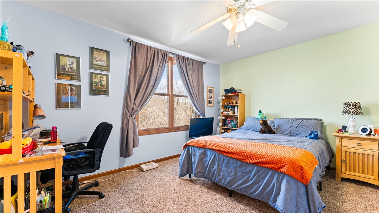 9109 Pine Hill Court, Saline, MI, 48176-9459