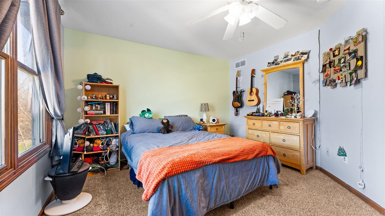 9109 Pine Hill Court, Saline, MI, 48176-9459