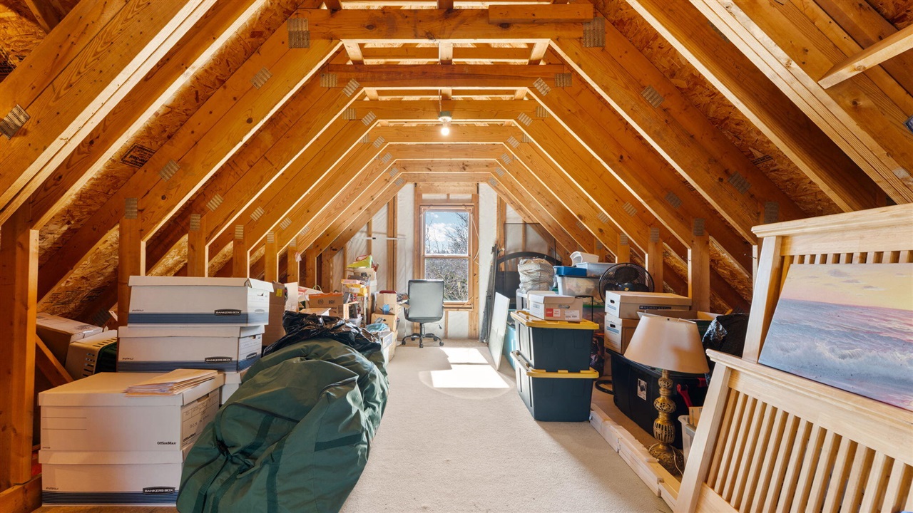 9109 Pine Hill Court, Saline, MI, 48176-9459