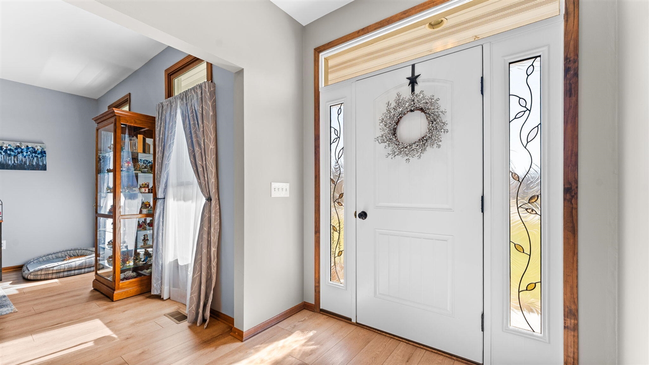 9109 Pine Hill Court, Saline, MI, 48176-9459