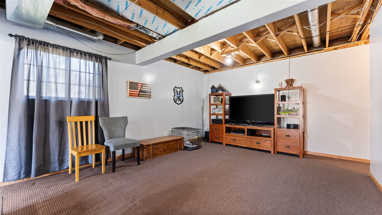 9109 Pine Hill Court, Saline, MI, 48176-9459