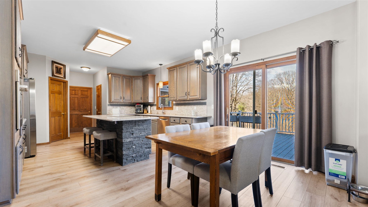 9109 Pine Hill Court, Saline, MI, 48176-9459