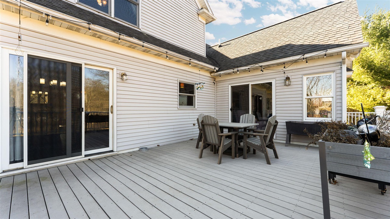 9109 Pine Hill Court, Saline, MI, 48176-9459