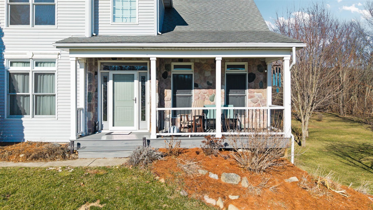 9109 Pine Hill Court, Saline, MI, 48176-9459