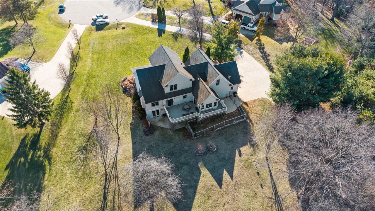 9109 Pine Hill Court, Saline, MI, 48176-9459