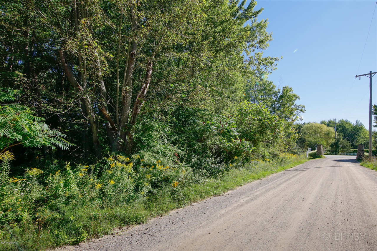 Maple Street, South Haven, MI, 49090