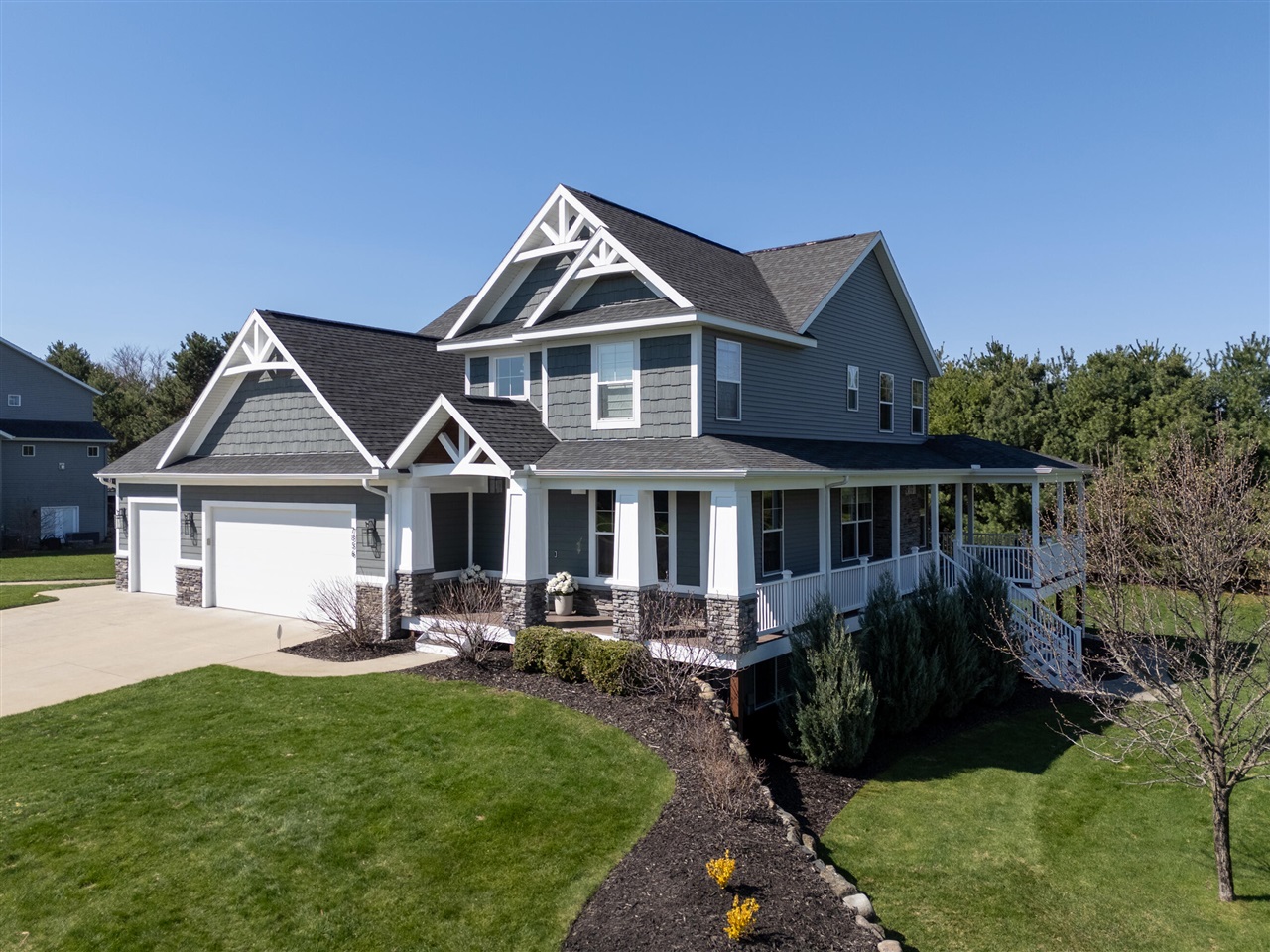 Megan Webster Featured Listings