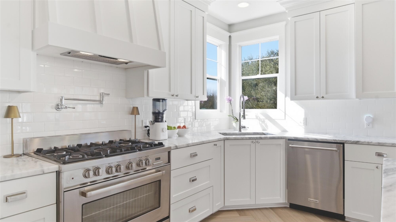 7856 Drake Ridge, Kalamazoo, MI, 49009-8906