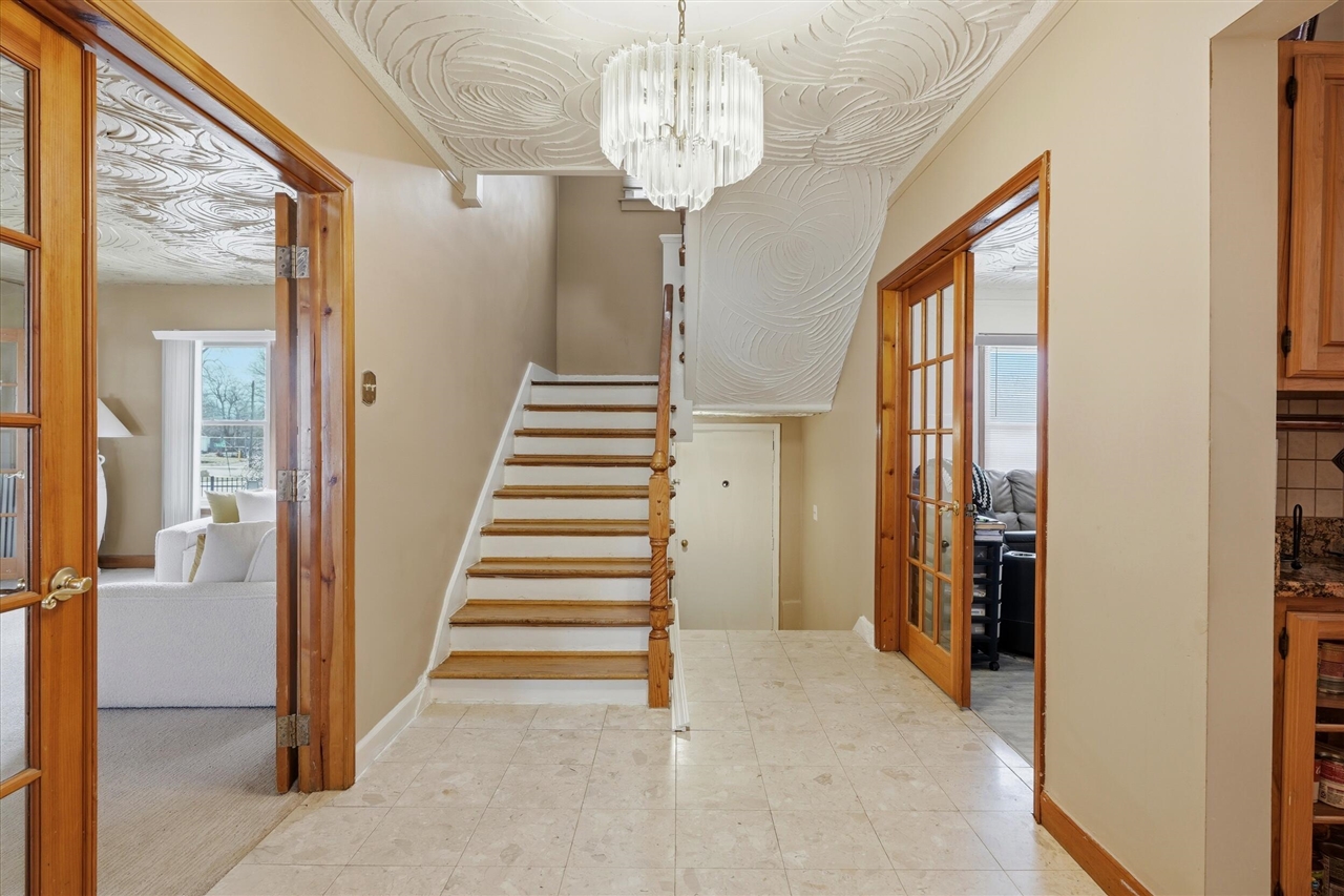 17802 Berg Road, Detroit, MI, 48219-2232