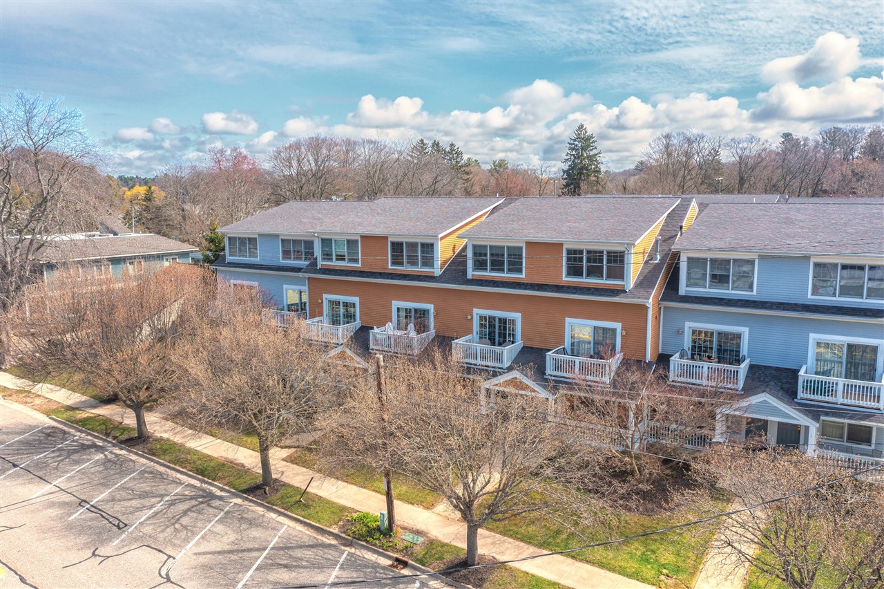717 Water Street UNIT&nbsp;4, Saugatuck, MI, 49453-8442