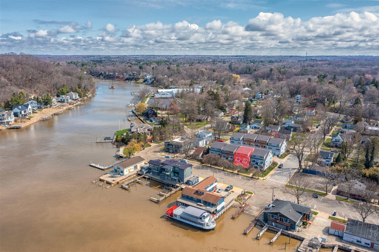 717 Water Street UNIT&nbsp;4, Saugatuck, MI, 49453-8442