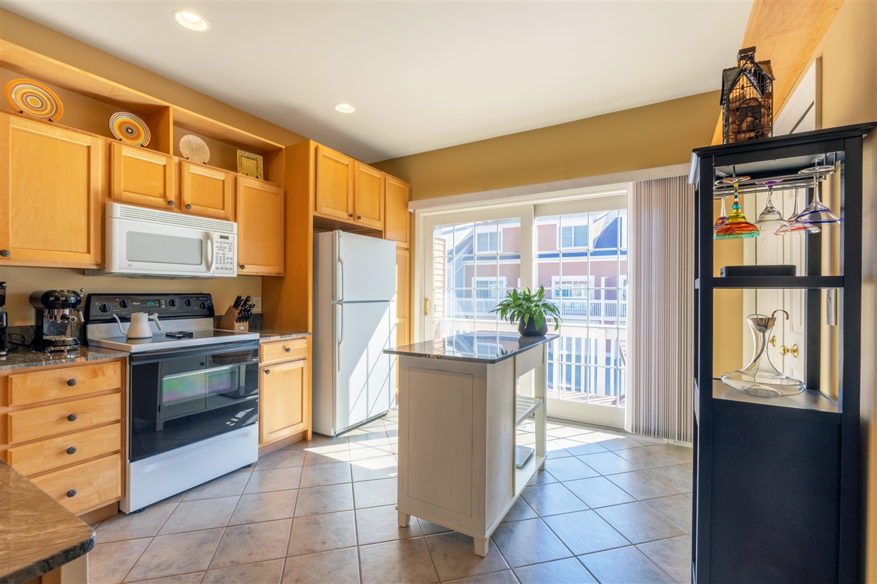 717 Water Street UNIT&nbsp;4, Saugatuck, MI, 49453-8442