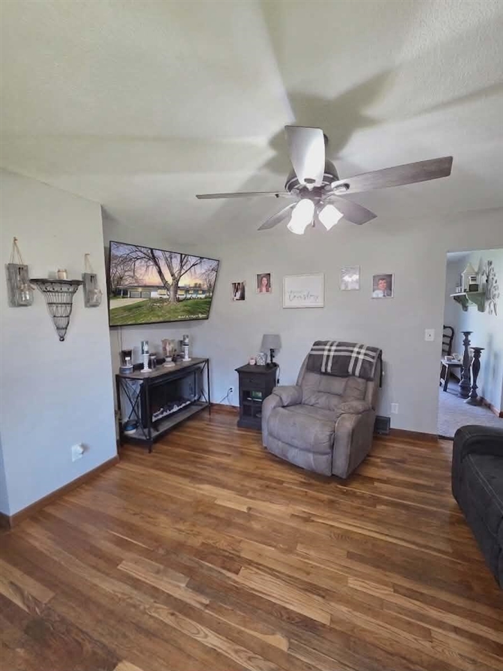 645 E Lyons Street, Lyons, MI, 48851