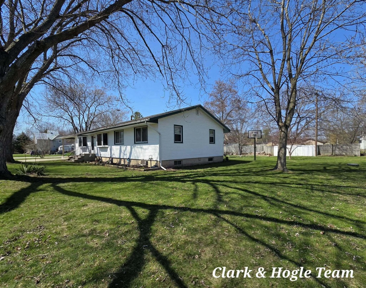 645 E Lyons Street, Lyons, MI, 48851