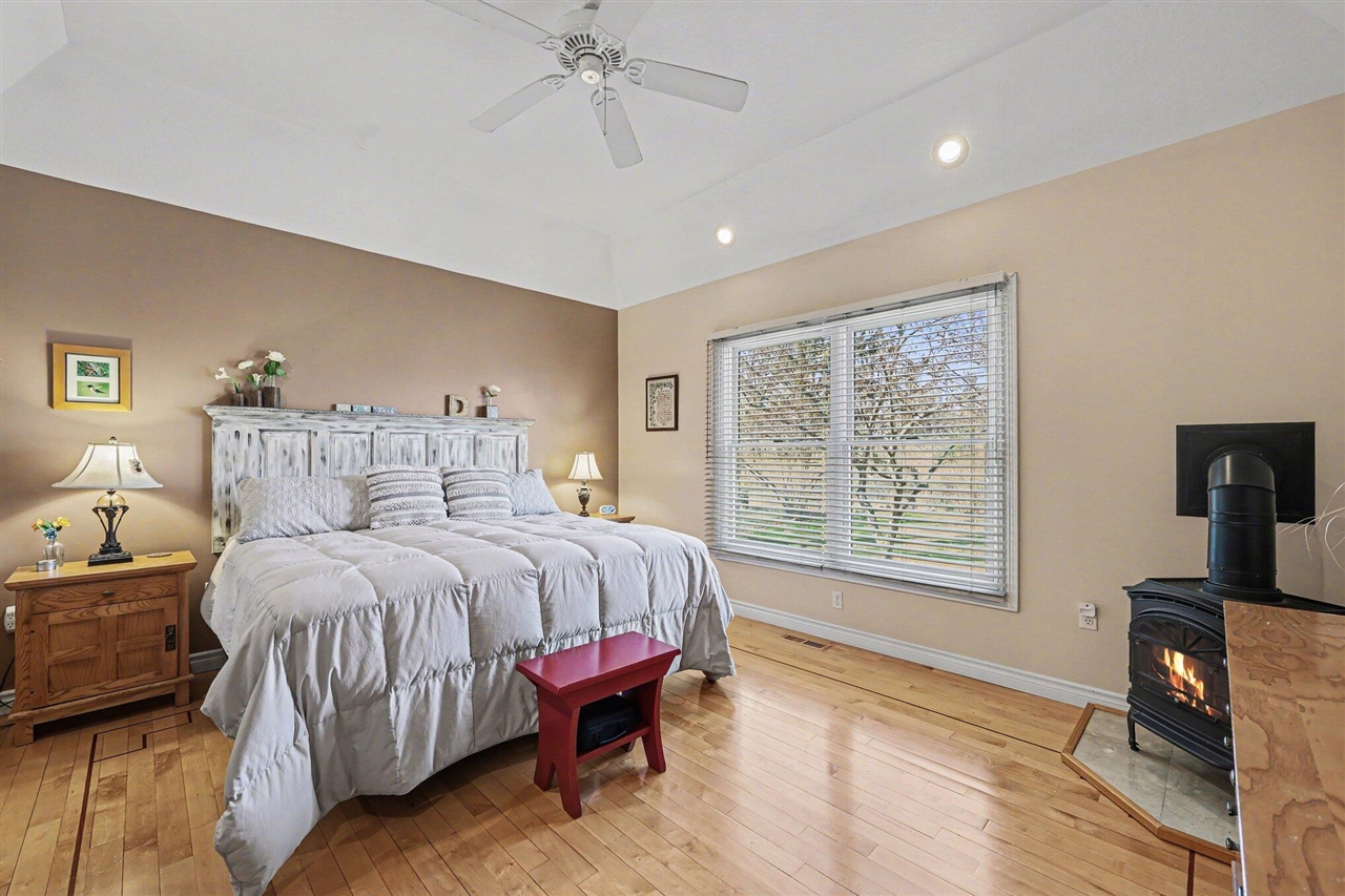 10260 Rexford Road, Grass Lake, MI, 49240-9721