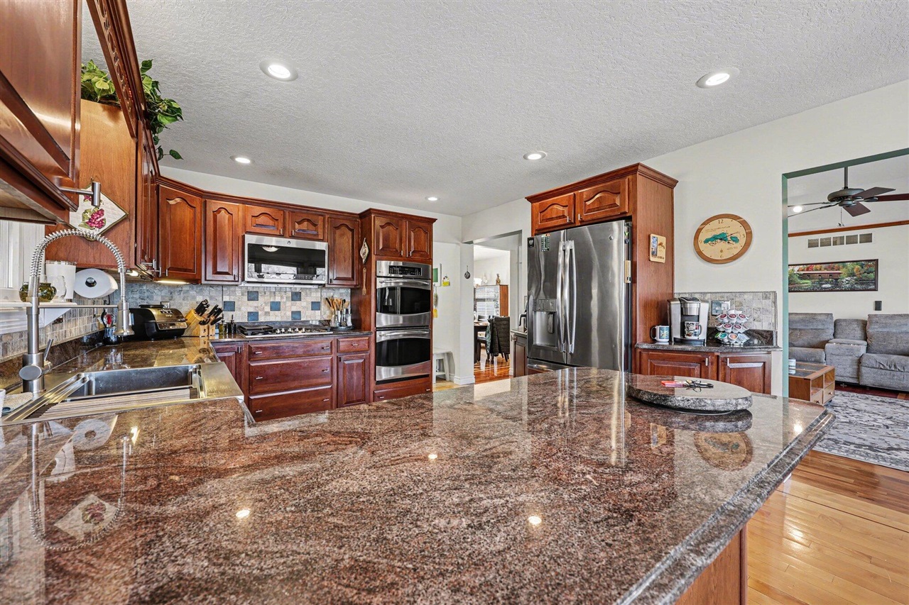 10260 Rexford Road, Grass Lake, MI, 49240-9721