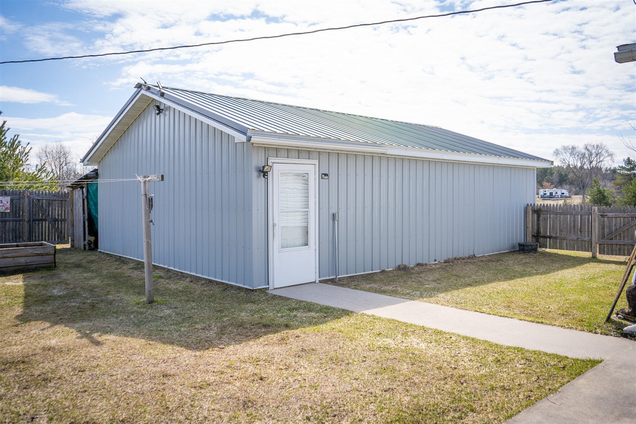 14620 South Street, Thompsonville, MI, 49683-9464