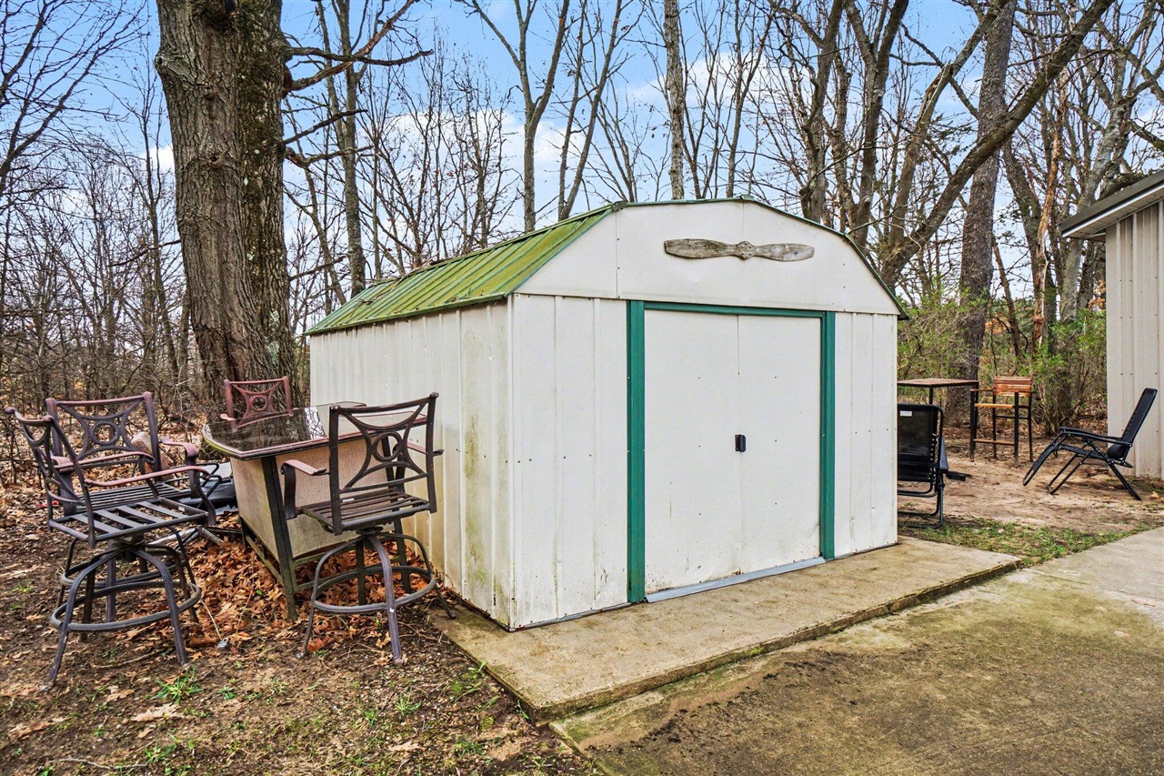 1804 Alexa Lane, Allegan, MI, 49010-9270