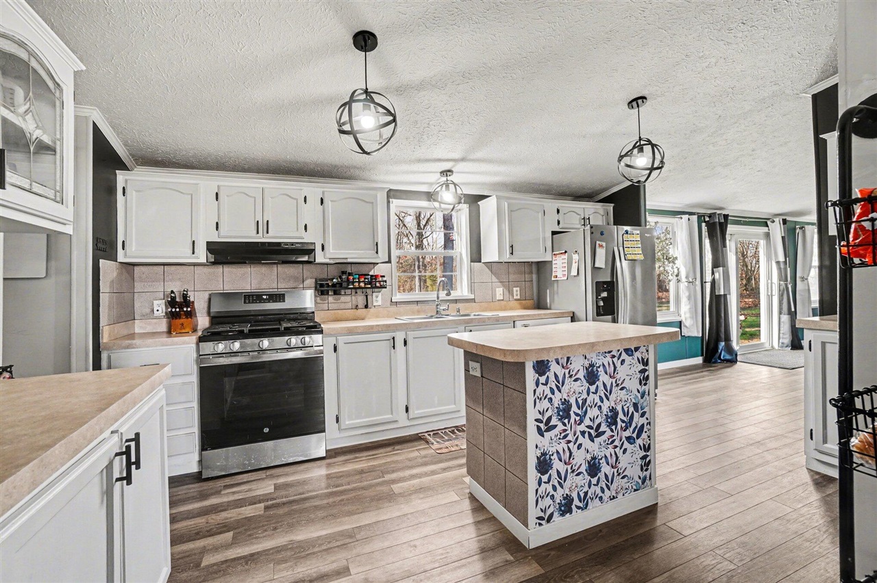 1804 Alexa Lane, Allegan, MI, 49010-9270