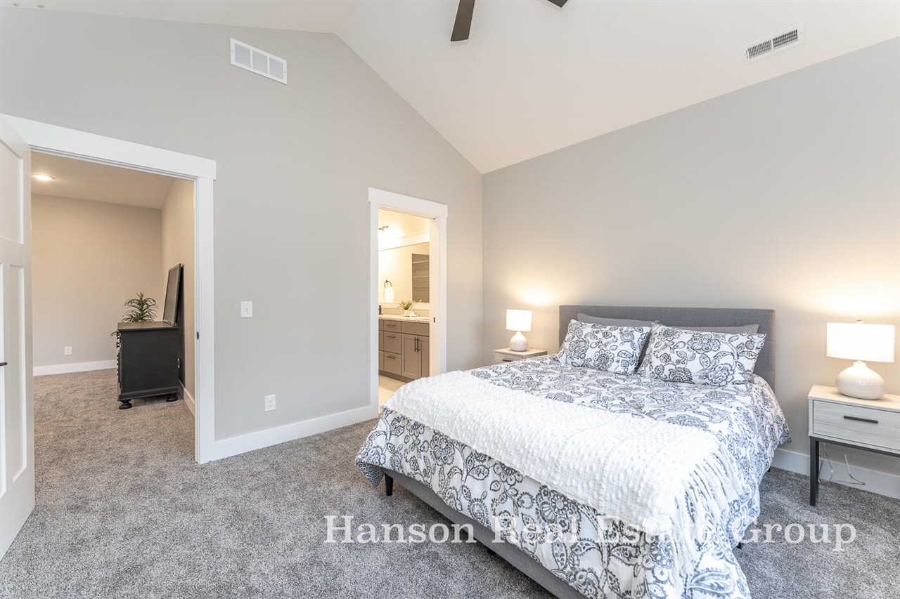 1403 Center Hill Road UNIT&nbsp;32, Lowell, MI, 49331