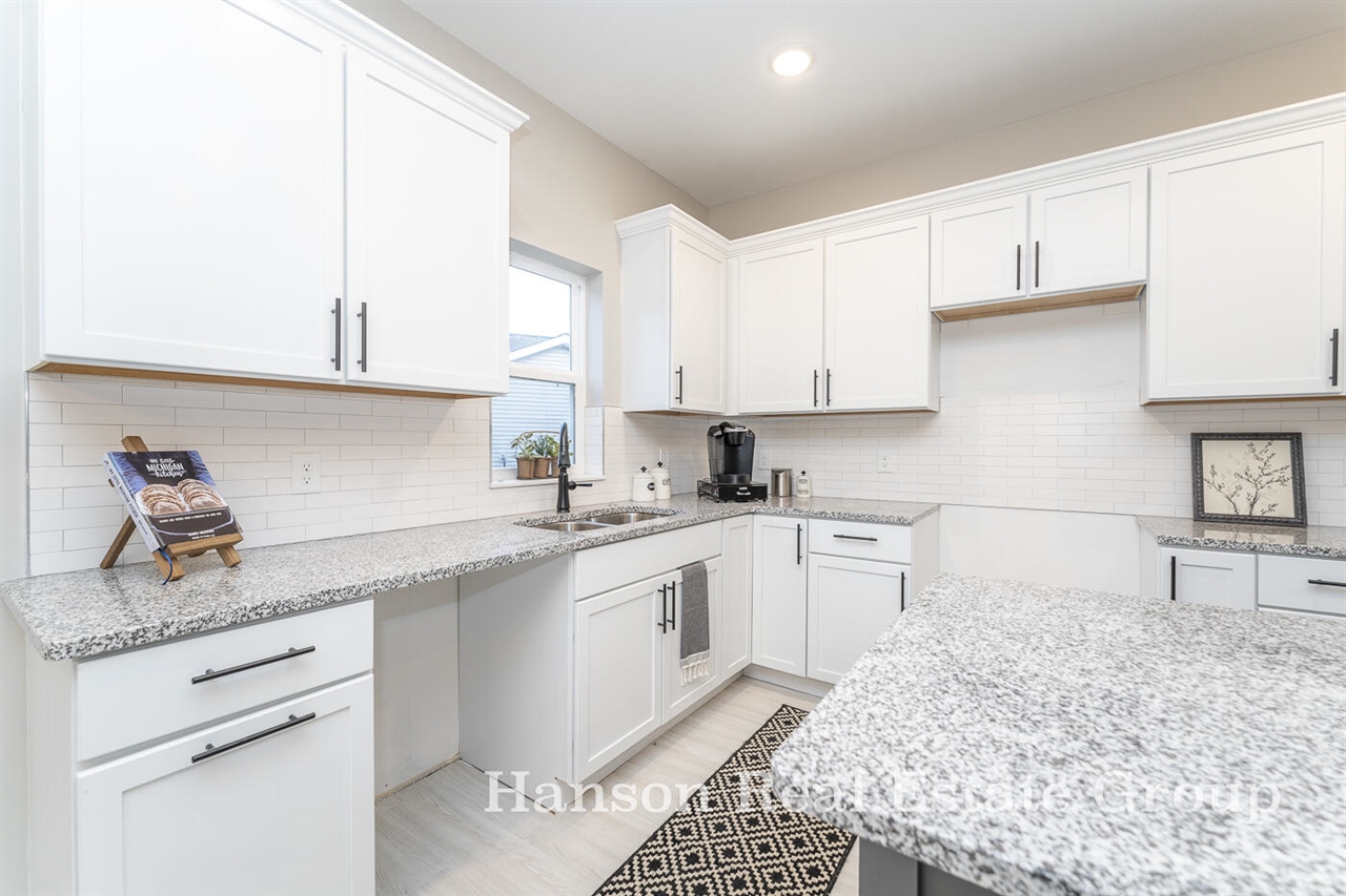 1403 Center Hill Road UNIT&nbsp;32, Lowell, MI, 49331