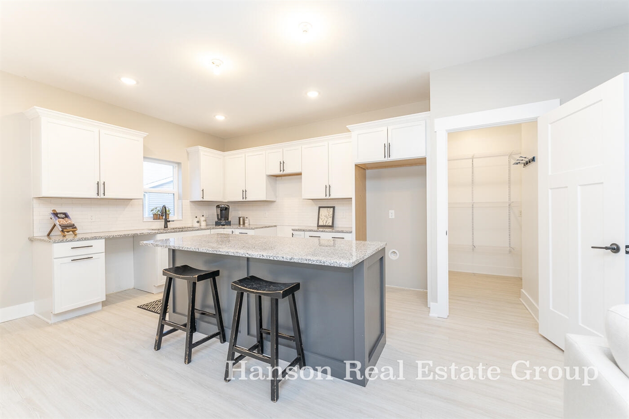 1403 Center Hill Road UNIT&nbsp;32, Lowell, MI, 49331