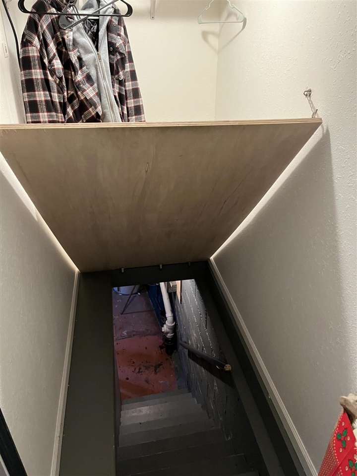 1221 Pearl Street, Benton Harbor, MI, 49022-5538