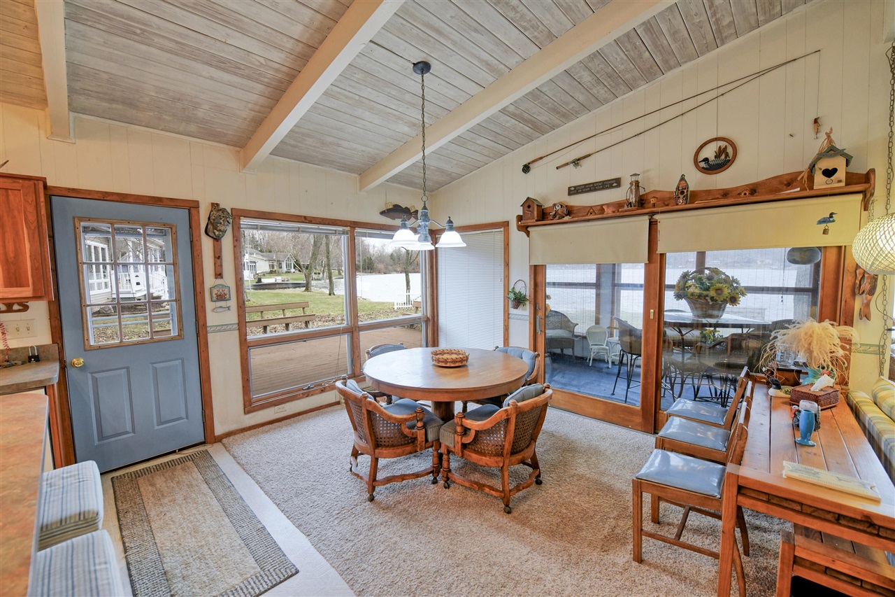 9471 Peninsula Drive, Mecosta, MI, 49332-9736