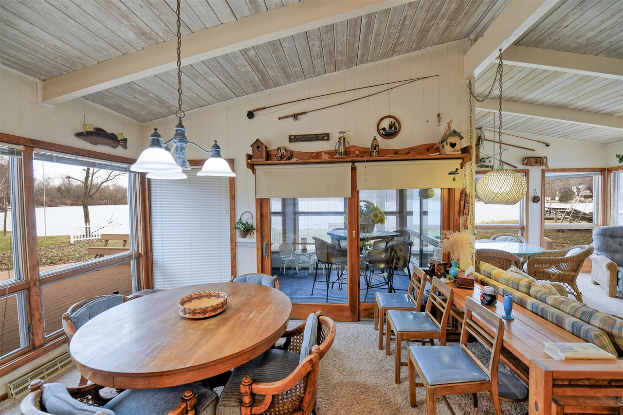 9471 Peninsula Drive, Mecosta, MI, 49332-9736