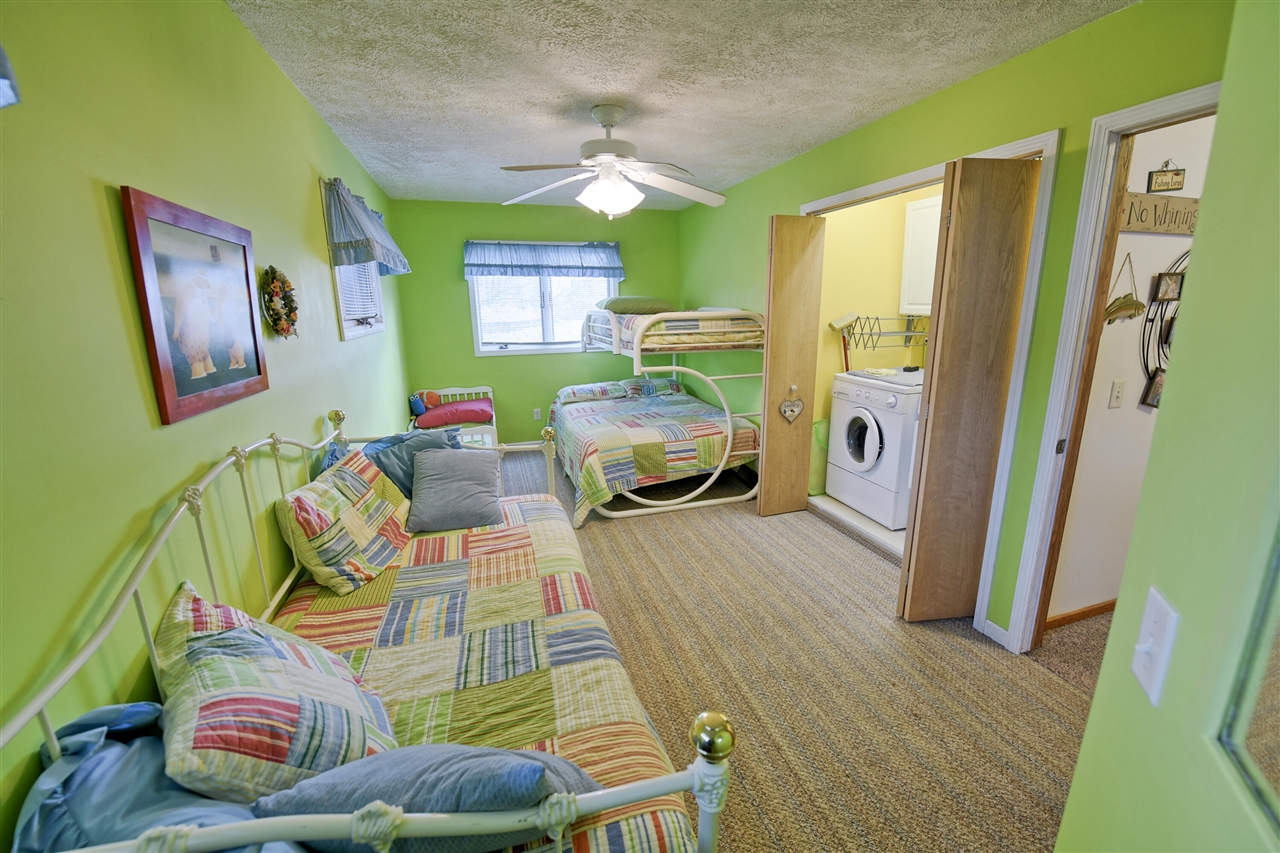 9471 Peninsula Drive, Mecosta, MI, 49332-9736