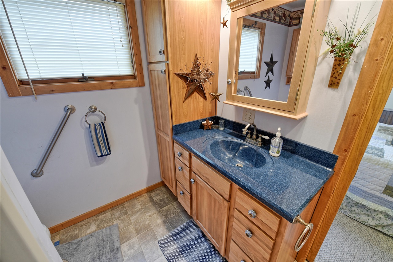 9471 Peninsula Drive, Mecosta, MI, 49332-9736