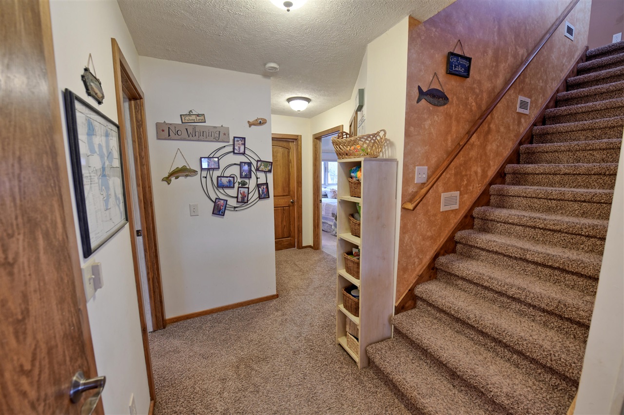 9471 Peninsula Drive, Mecosta, MI, 49332-9736