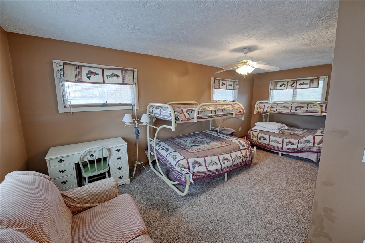 9471 Peninsula Drive, Mecosta, MI, 49332-9736