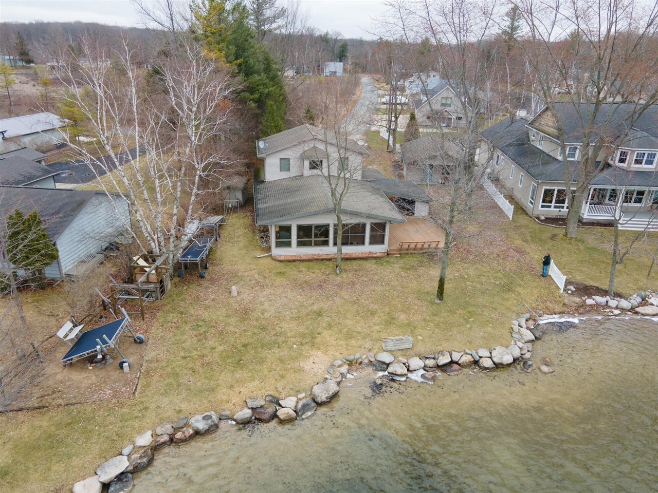 9471 Peninsula Drive, Mecosta, MI, 49332-9736